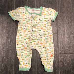 Magnificent Baby 6M outfit - magnets shut